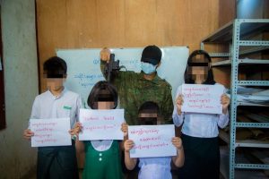 မြစ်ကြီးနားမြို့မှ လူငယ်များ၏ ကျောင်းမတက်သပိတ်