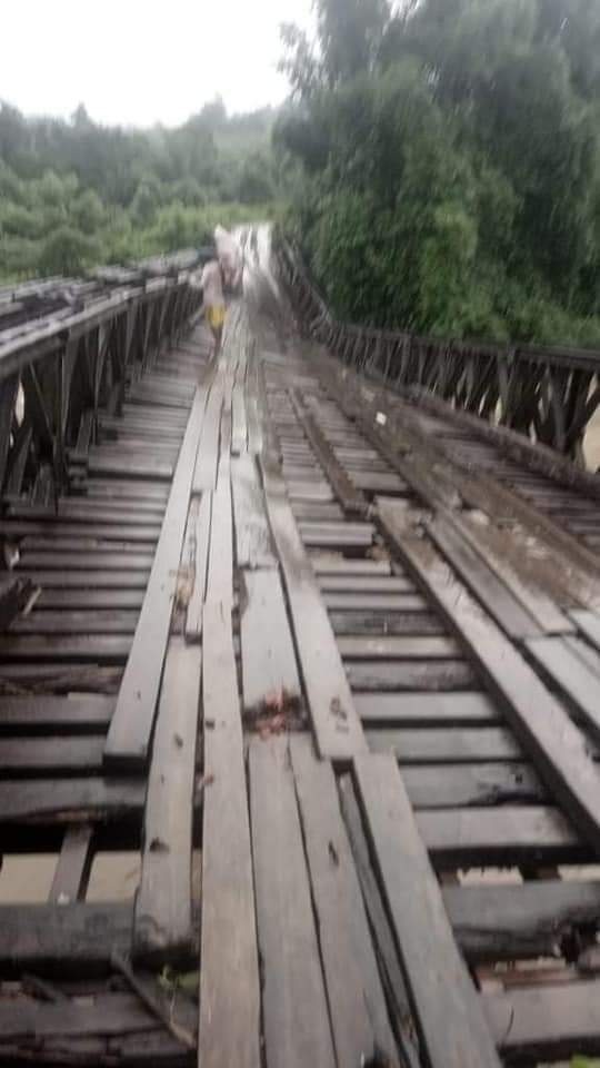 ဝိုင်းမော်မြို့နယ်ရှိ ဝူရာယာန်နှင့် ဆိုင်လော်ကျေးရွာဆက်တံတား ပျက်စီး